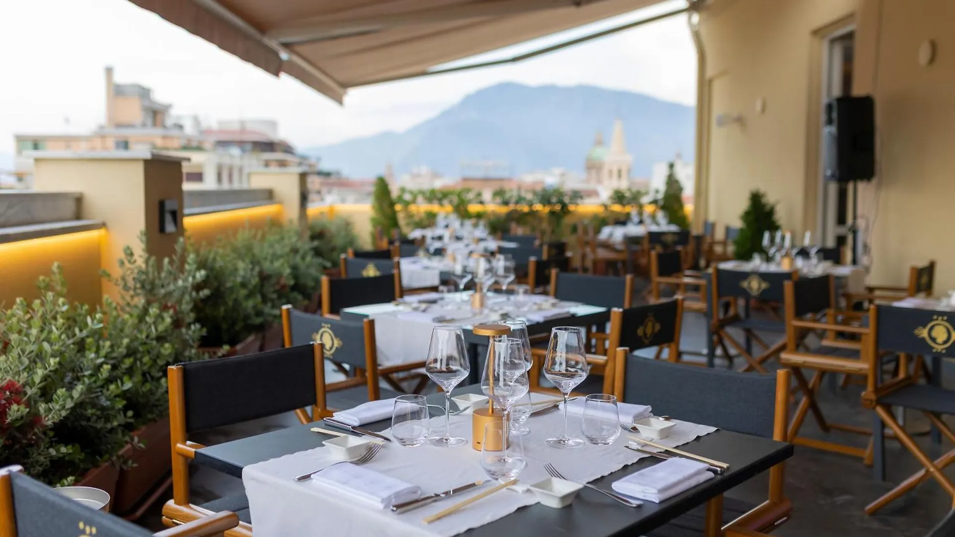 *****  Grand Hotel Et Des Palmes Palermo Italy