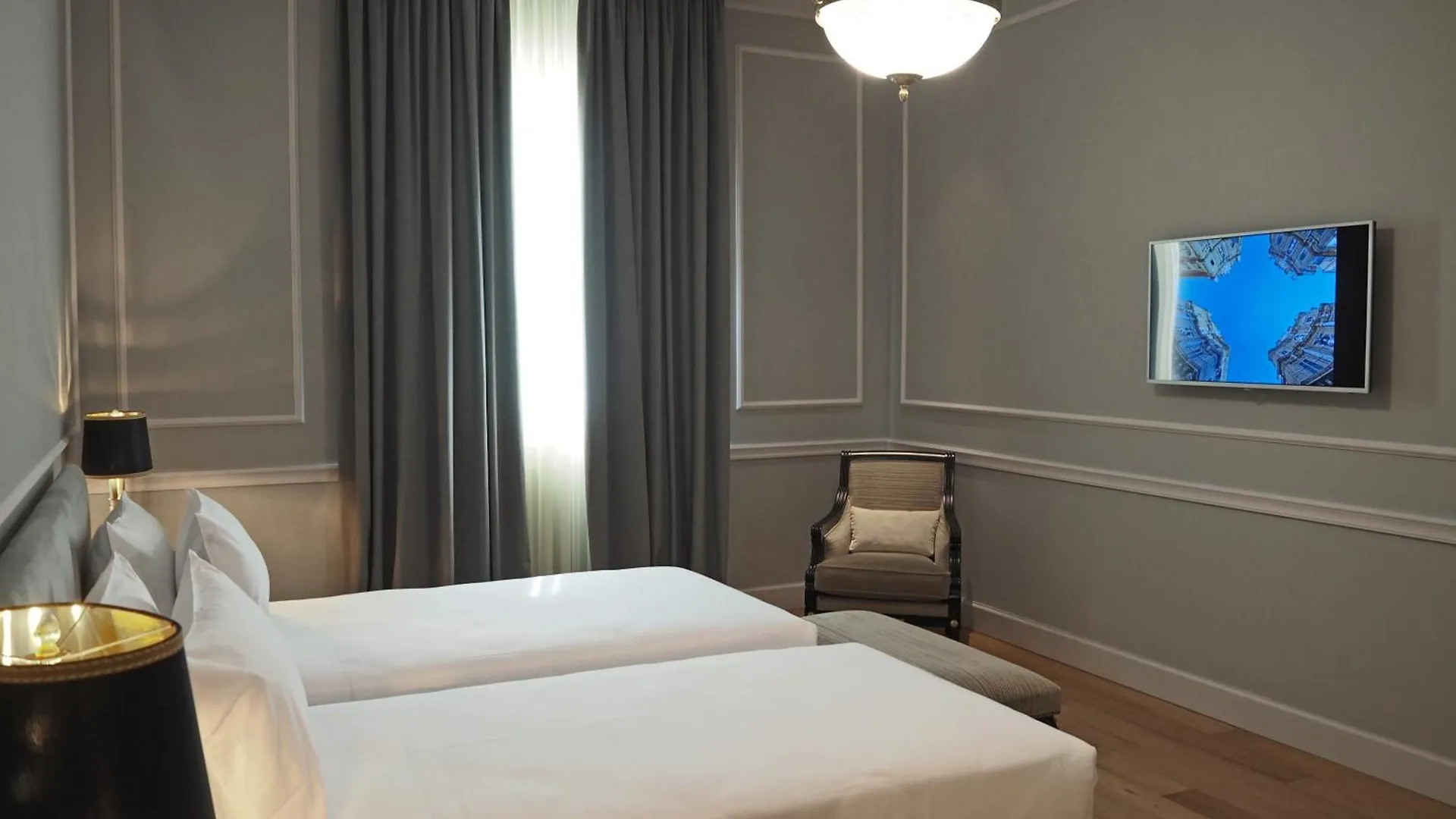 Grand Hotel Et Des Palmes Palermo 5*,
