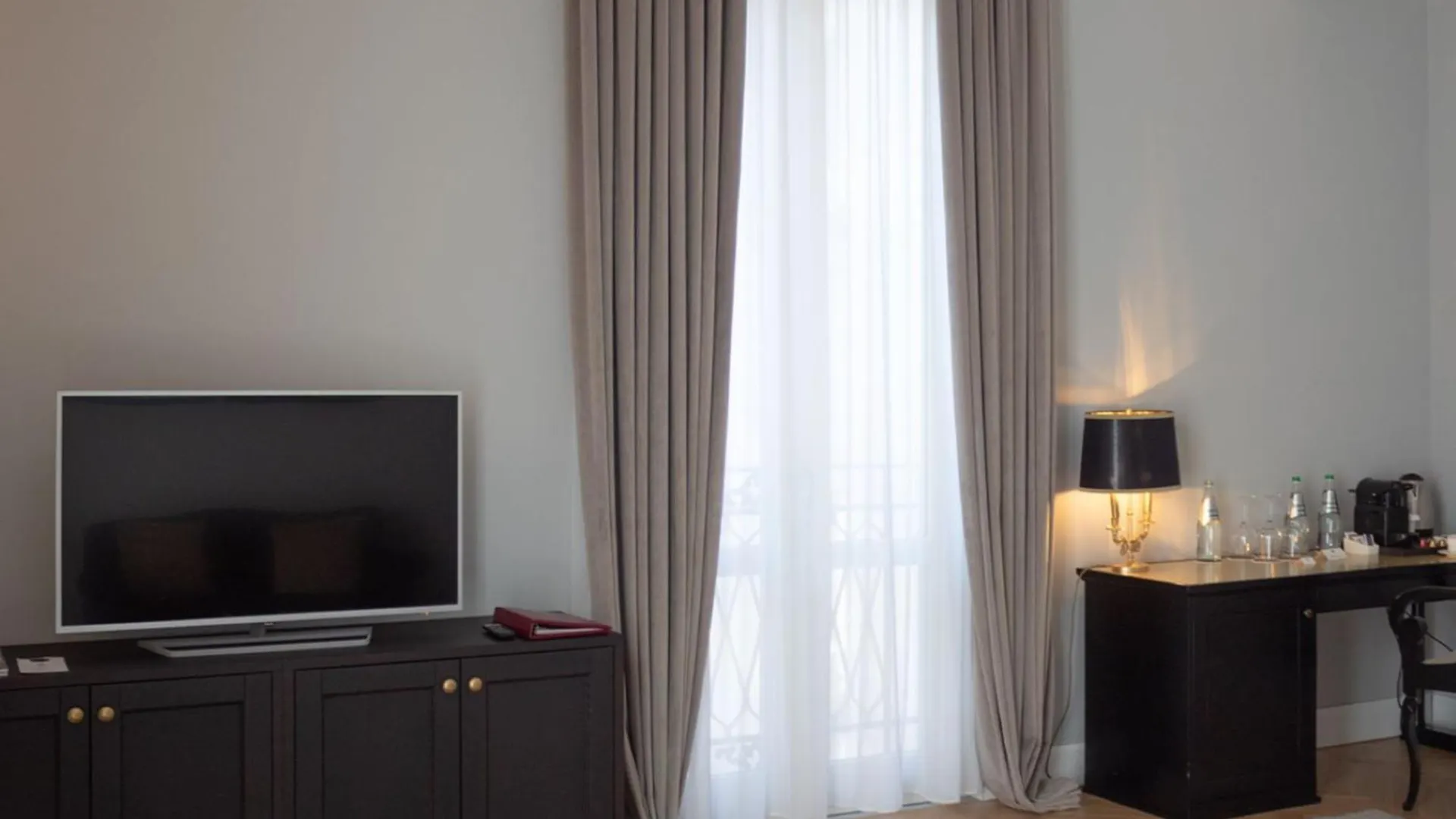 Grand Hotel Et Des Palmes Palermo 5*,