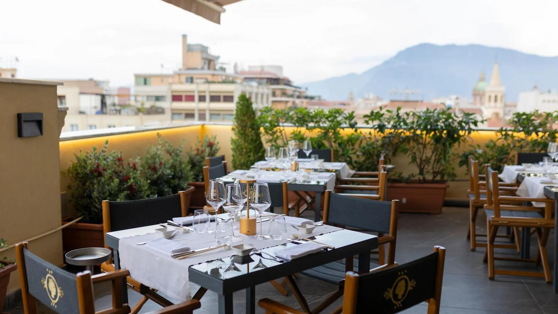 Grand Hotel Et Des Palmes Palermo 5*,