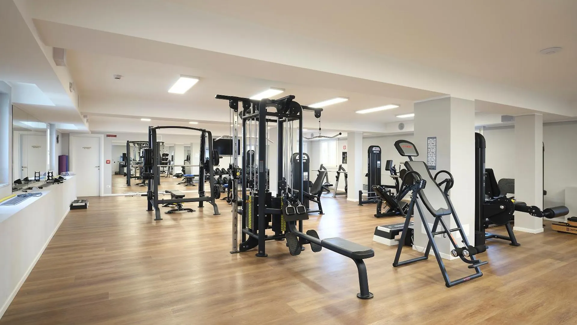 Grand Hotel Et Des Palmes Palermo 5*,  Italy