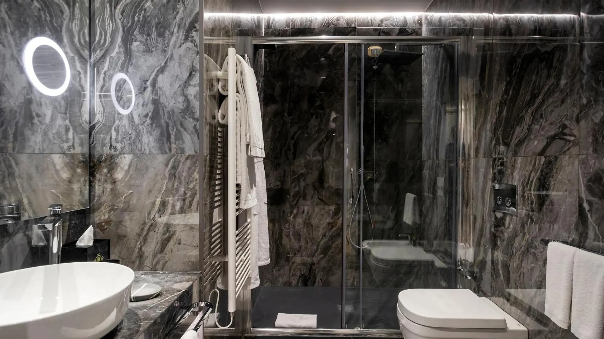 Grand Hotel Et Des Palmes Palermo 5*,