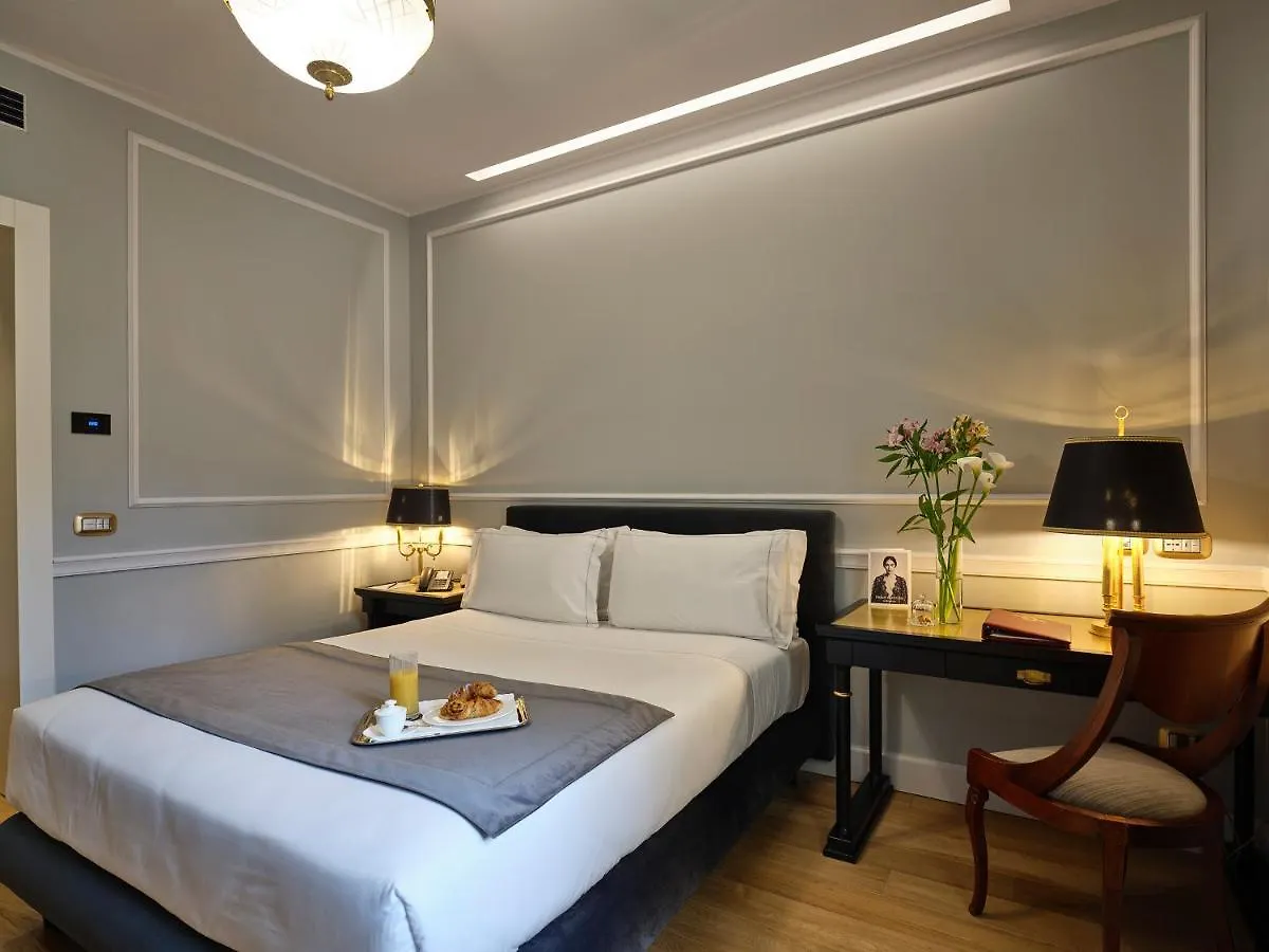 *****  Grand Hotel Et Des Palmes Palermo Italia