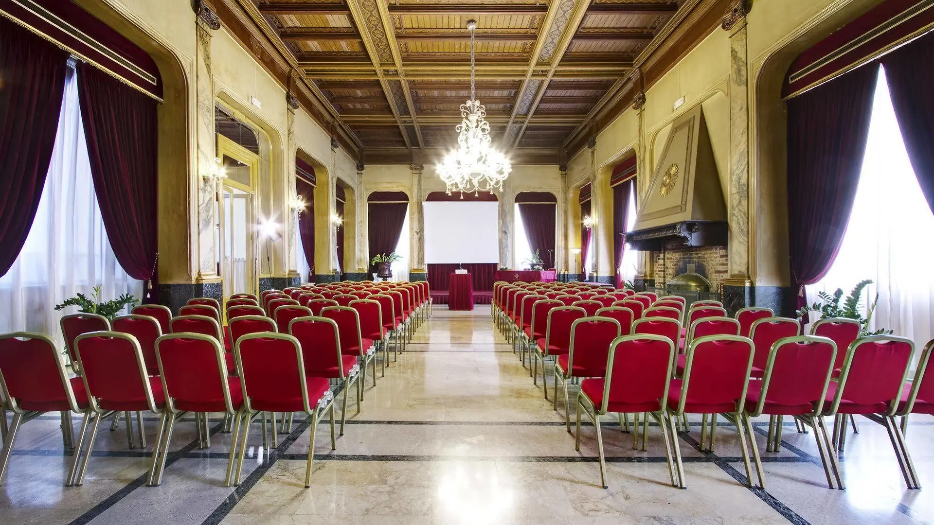 Grand Hotel Et Des Palmes Palermo 5*,